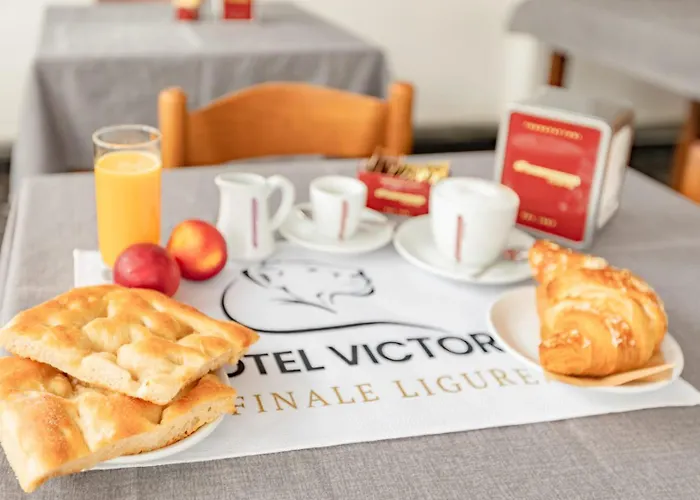 Hotel Victoria-Bike Friendly Vicino Finalborgo E Mare