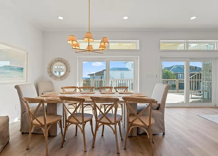 Sea'Scape - Heated Pool, Beach Gear, Dog Friendly, Beach Views
