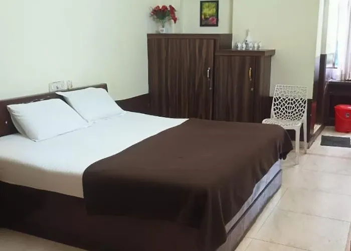 Club India Rooms