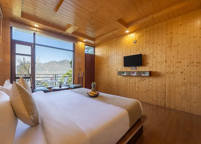 The Snow Leopard 6Bhk Villa - Family Groups & Events & Open Air Rooftop & Balcony