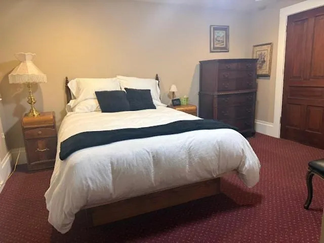 Hotel Ivanhoe