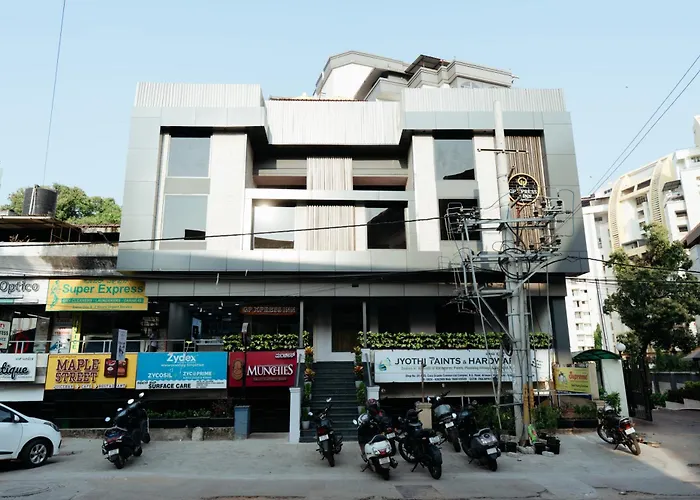 Gp Xpress Inn By Rak Rooms, Mangaluru