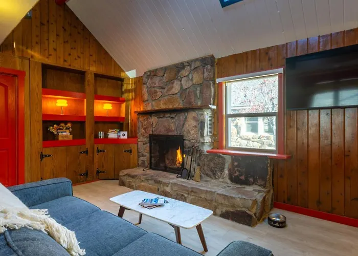 Arkouda Cabins