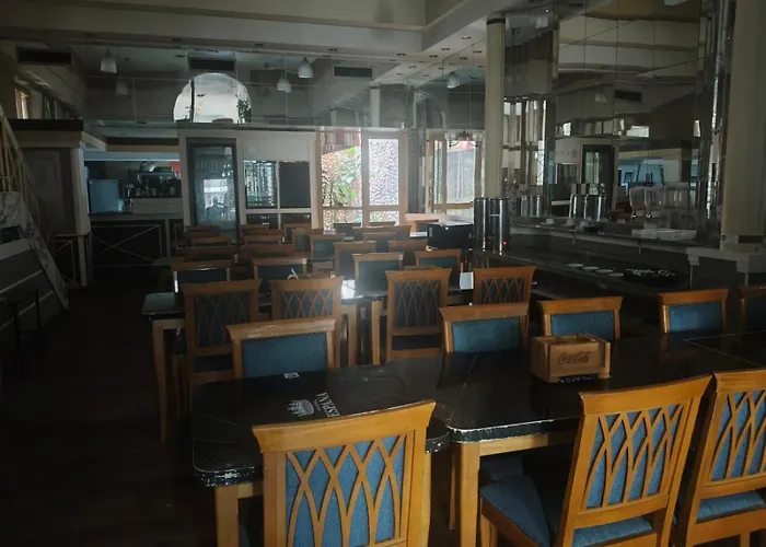 Ahm Hotel