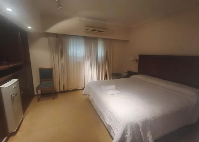 Ahm Hotel