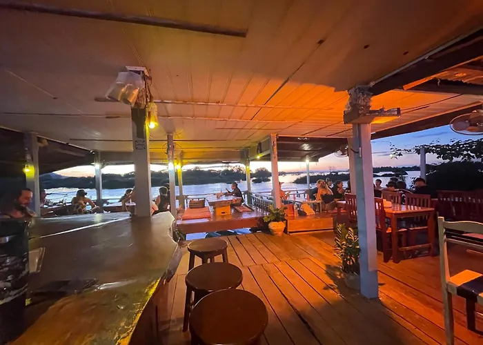 Tena Don Det Sunset Guest House