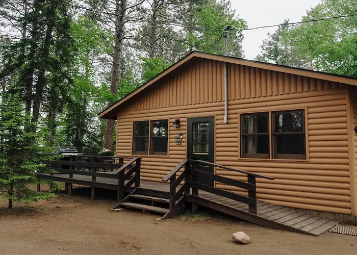 Timber Bay Lodge And Houseboats