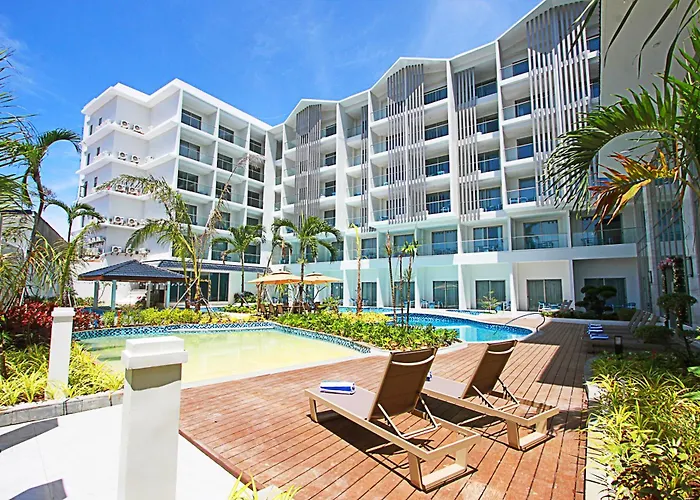 Luxu Hotel And Resort