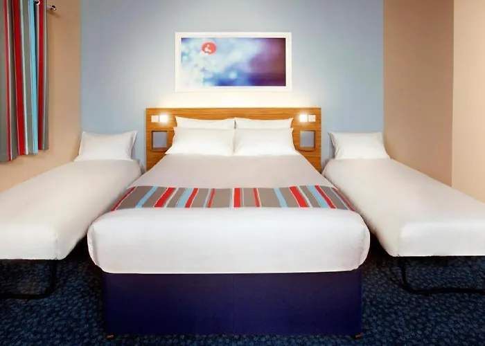 Travelodge Kinross M90
