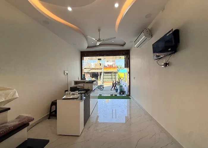 Hotel Betwa Sarowar