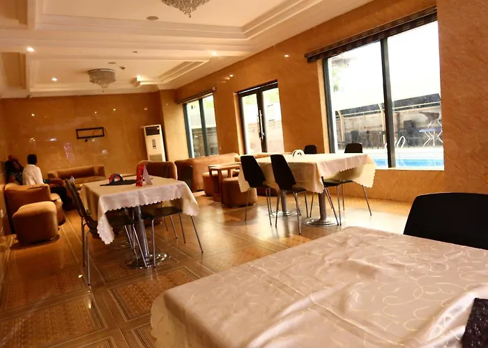 Vienna Suites