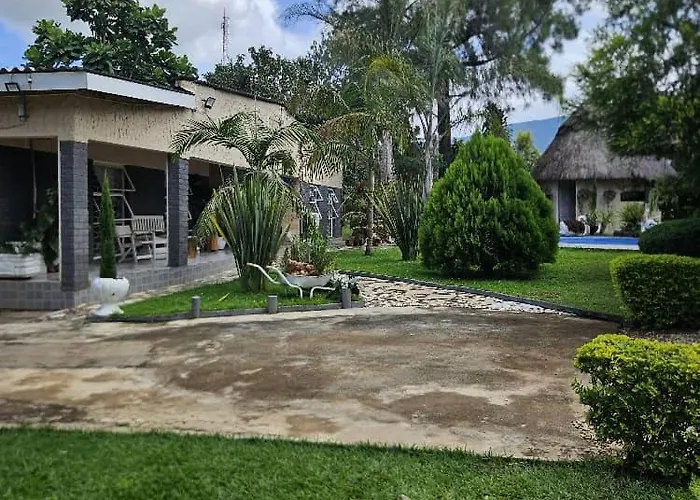 Pagotwe Lodge 4 Bedroomed Self Catering