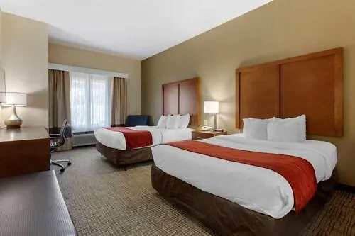 Springplace Inn & Suites