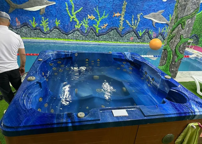 Delfin Hotel Restoran Spa Ganja Ailəvi
