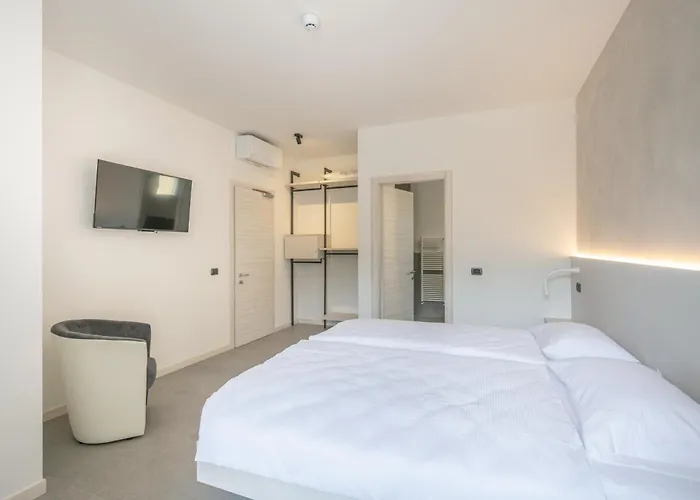Hotel Laguna