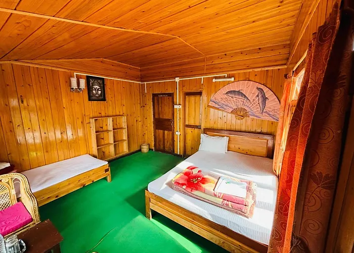 Red Panda Ecohut
