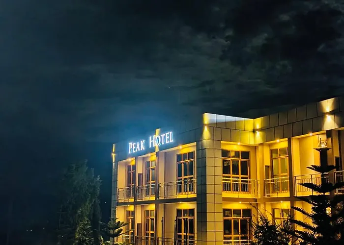 Peak Hotel & Safaris