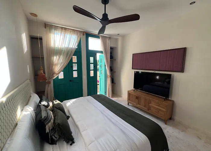 T'Uut' Hotel