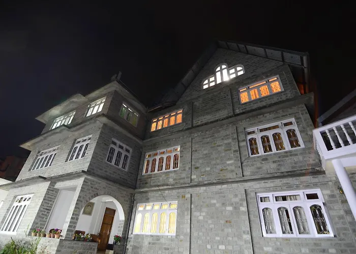 Grey Stone Hotel