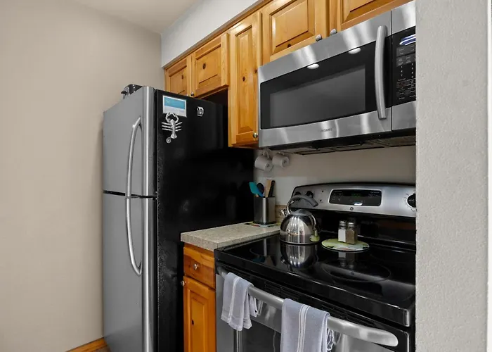 Beaches Inn Townhomes
