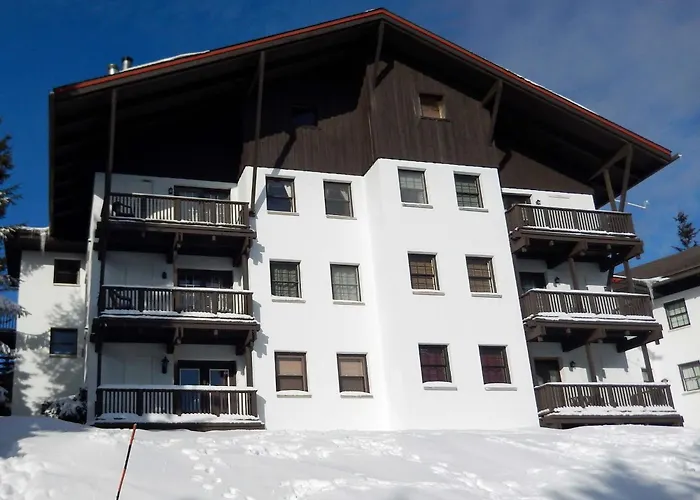 Whistlepunk #18: 4 Bedrooms, 3 Baths