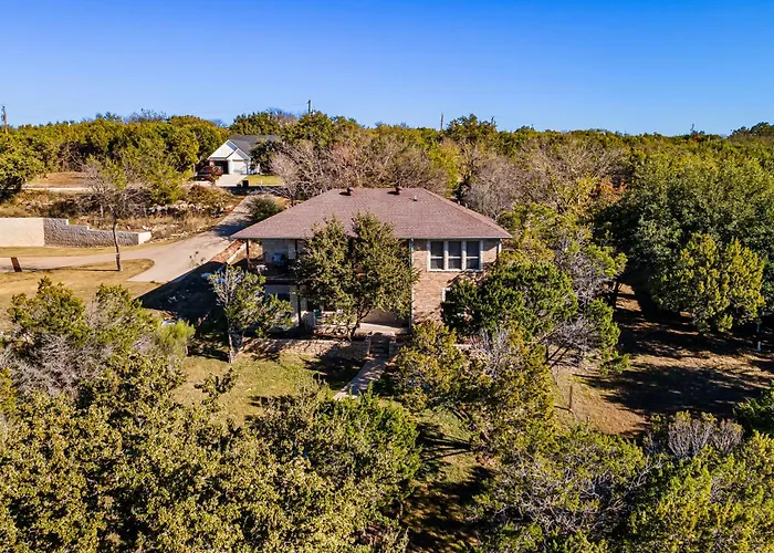 Lakefront 3Br Retreat With Dock, Kayaks And Fire Pit