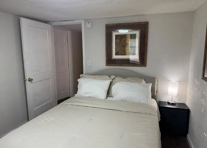 Cozy 3 4 Bedroom Home Ideal For Family