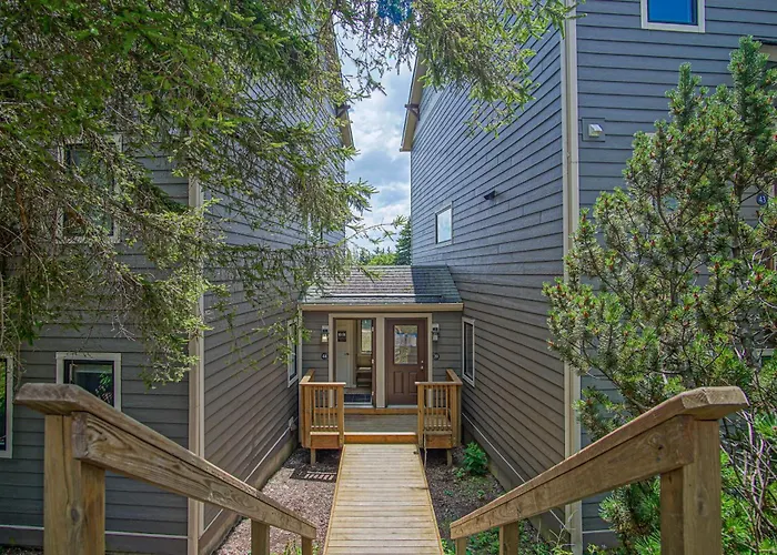 Powderidge 44: 1Br: 1 Bath Flat