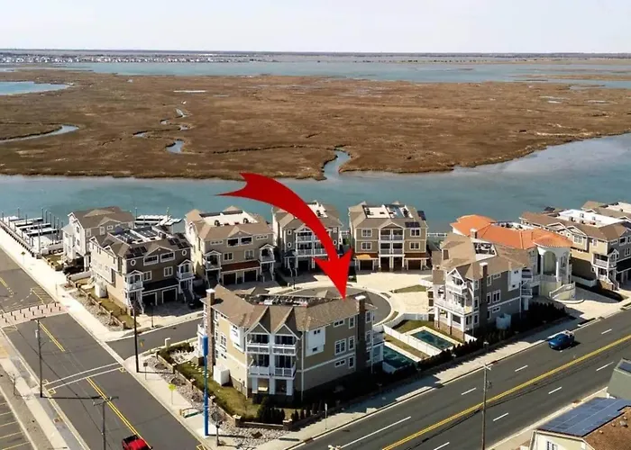 Bay Front Paradise W/Heated Pool