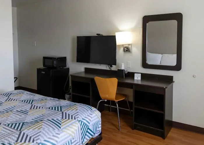 Motel 6