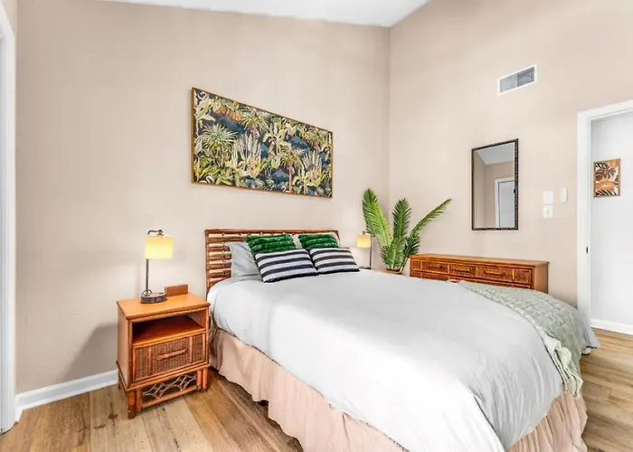 New Ocean Mile Beach View Retreat