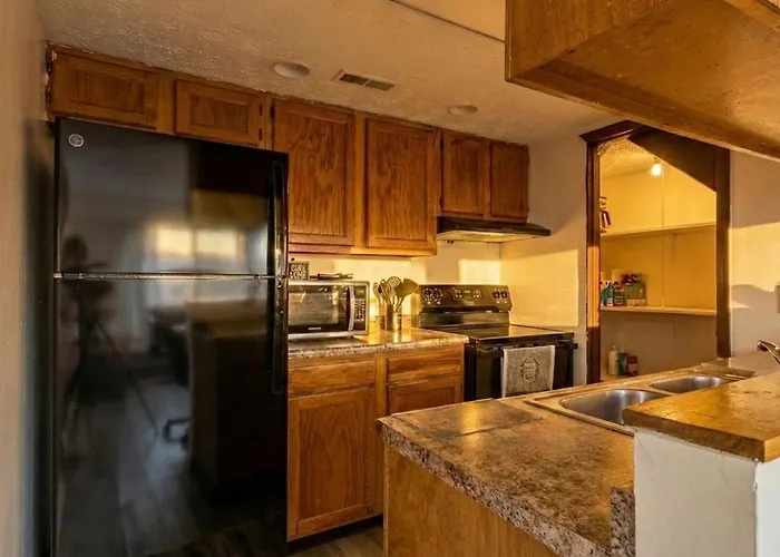 3Br Townhouse With Free Parking Near Downtown Ohio