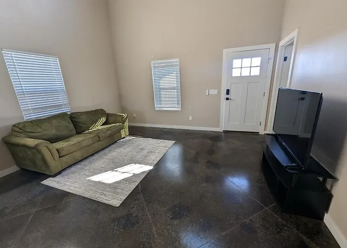 Special Deal On 2 Bedroom Unit 556