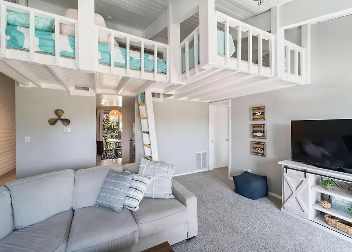 Lakeside Serenity - 2Br 1Ba Clear Lake Escape