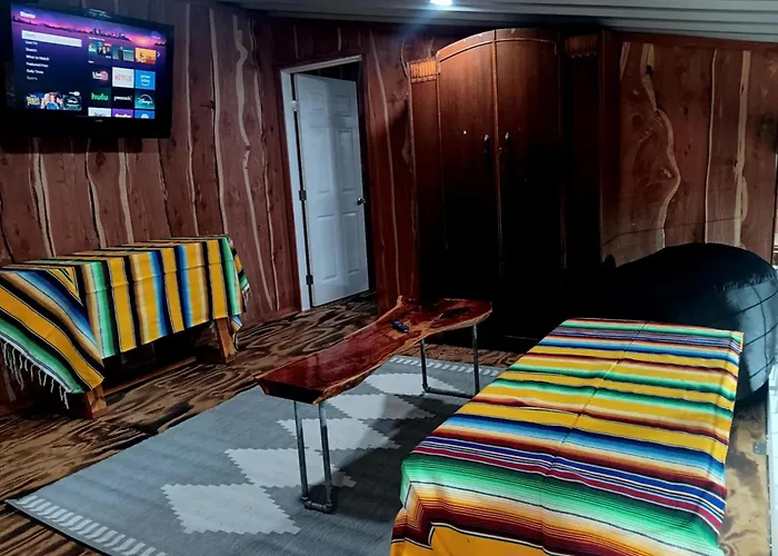 Outbackbunkhouse