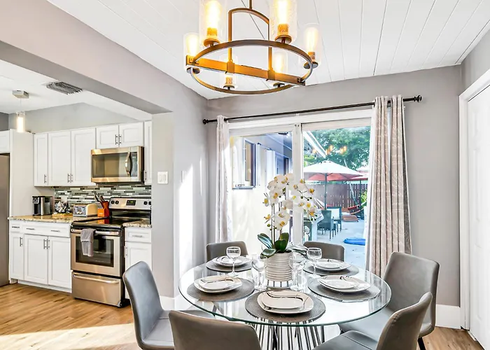 Heated Pool Spa Bbq 10 Ppl Near Beach & Downtown