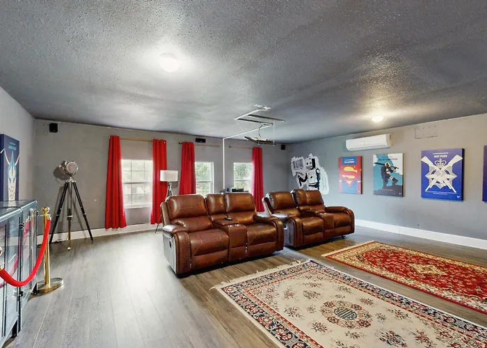 Riverfront Retreat W/ Wraparound Deck, Movie Room, Firepit