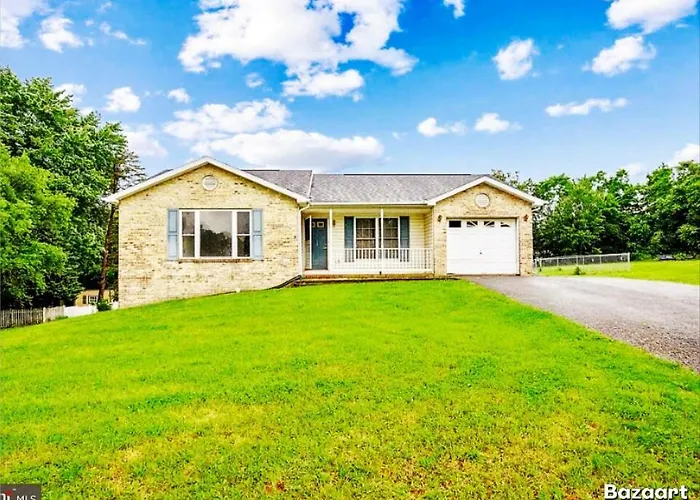 Pristine 3Br & 2Bath Ranch Style Near I-81 Hospitals & Downtown Martinsburg