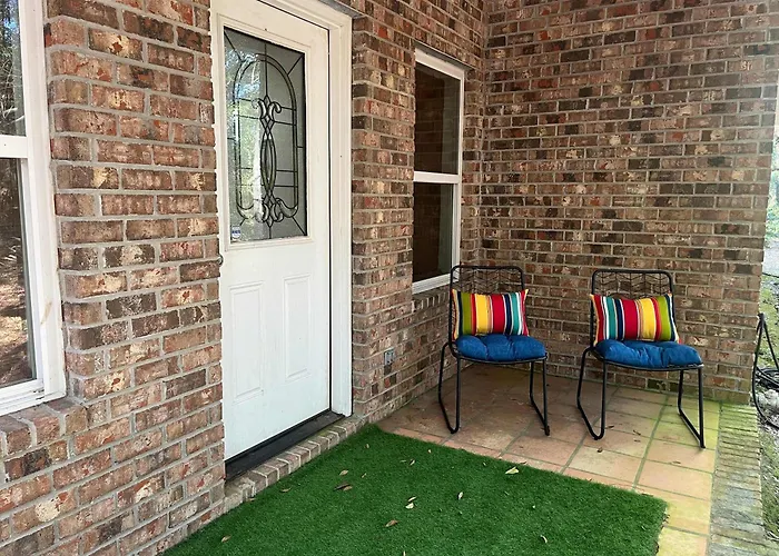 Cottage Retreat Family Pet Friendly W-Firepit