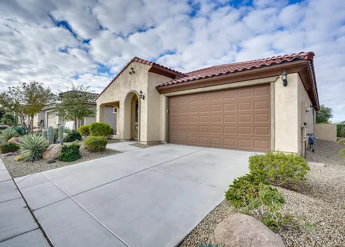 Outdoor Oasis & Amenity Access: Buckeye Retreat
