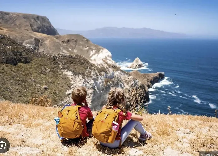 Luxe Beachside Escape Near Channel Islands