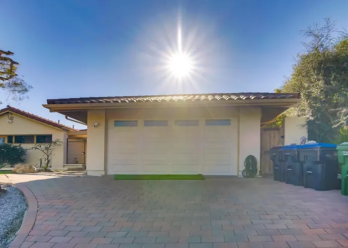 Unobstructed View! Home On Malibu Hilltop W/ Sauna