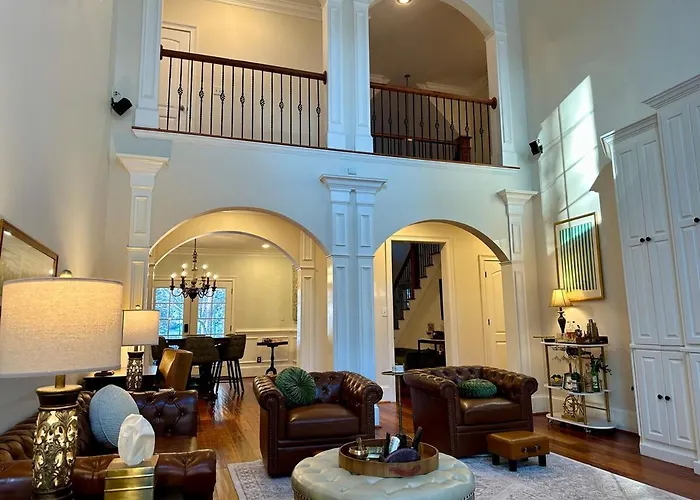 Masters Week 5Br Estate On Private Acres