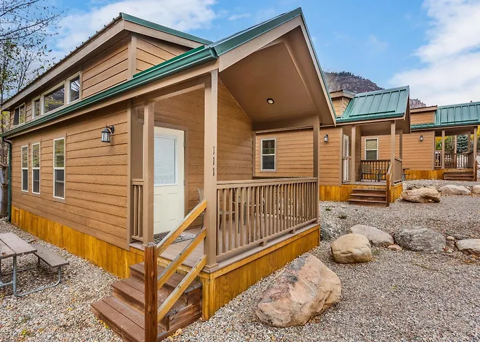 Glenwood Canyon Resort