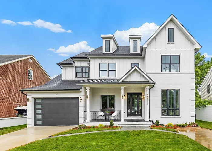 Luxury Awaits In This Stunning, Modern Home