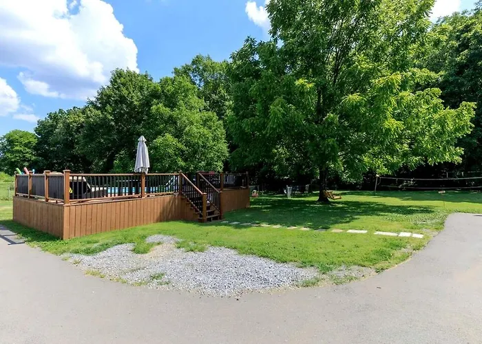 Historic Countryside Estate With Brenda Lee Heritage Near Nashville, Goodlettsville Tn