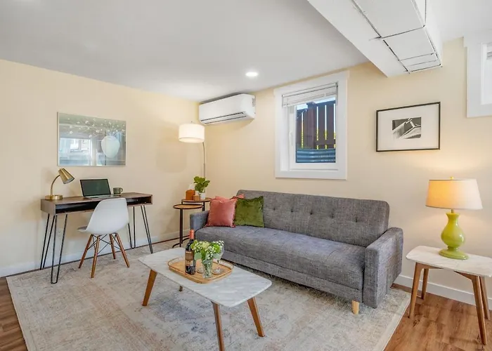 Near Downtown & Waterfront, Ac, Pet Friendly