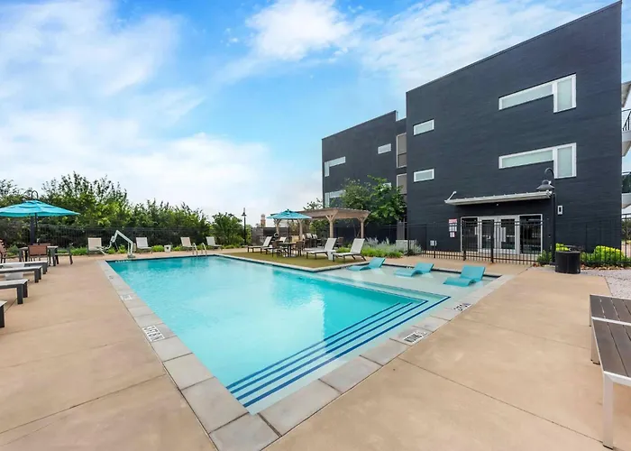 1St Floor 2B2B-Pool, Parking, Gym, 30Mnt To Austin