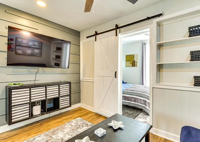 Close To Camden Clark: Central Parkersburg Condo