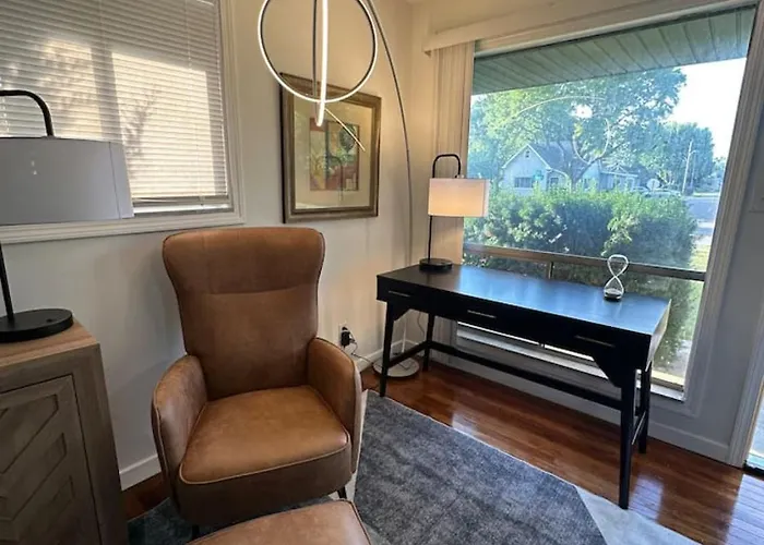 Modern 1 Bedroom Apartment In Plainfield Indiana Near Parks And Indianapolis Airport